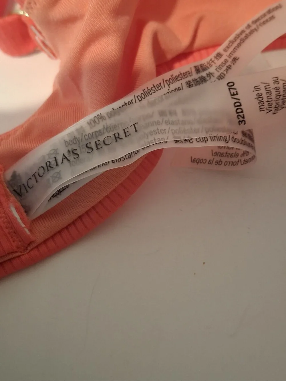 Victoria’s Secret Bikini Top Swim Bright Coral 32DD Underwire Push Up Ribbed